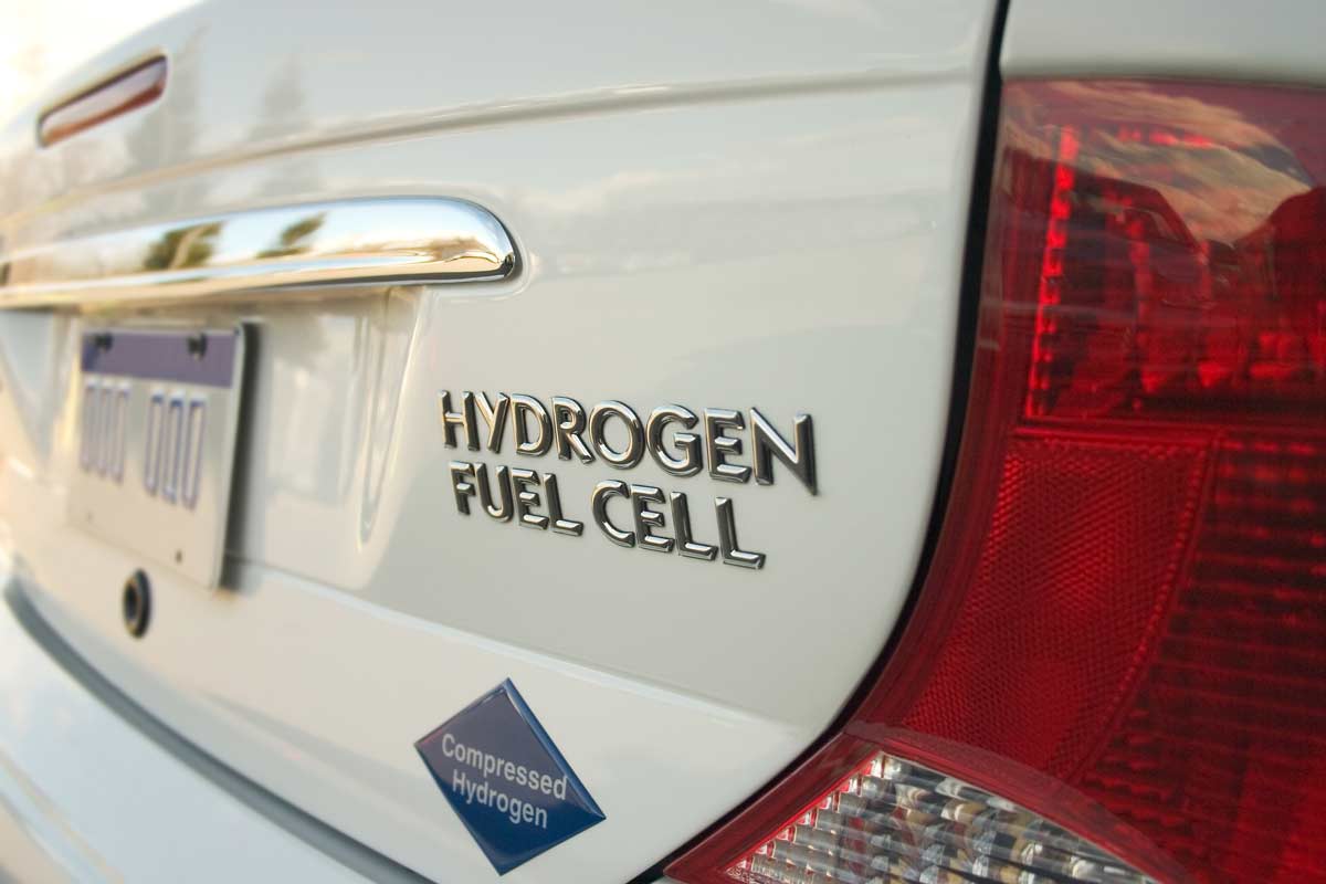 hydrogen-replace-gasoline-fossil-fuels