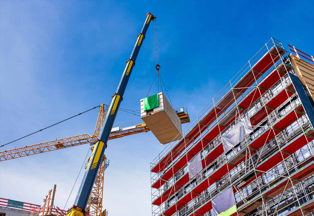 construction forecasts shortages 2025 AND modular construction