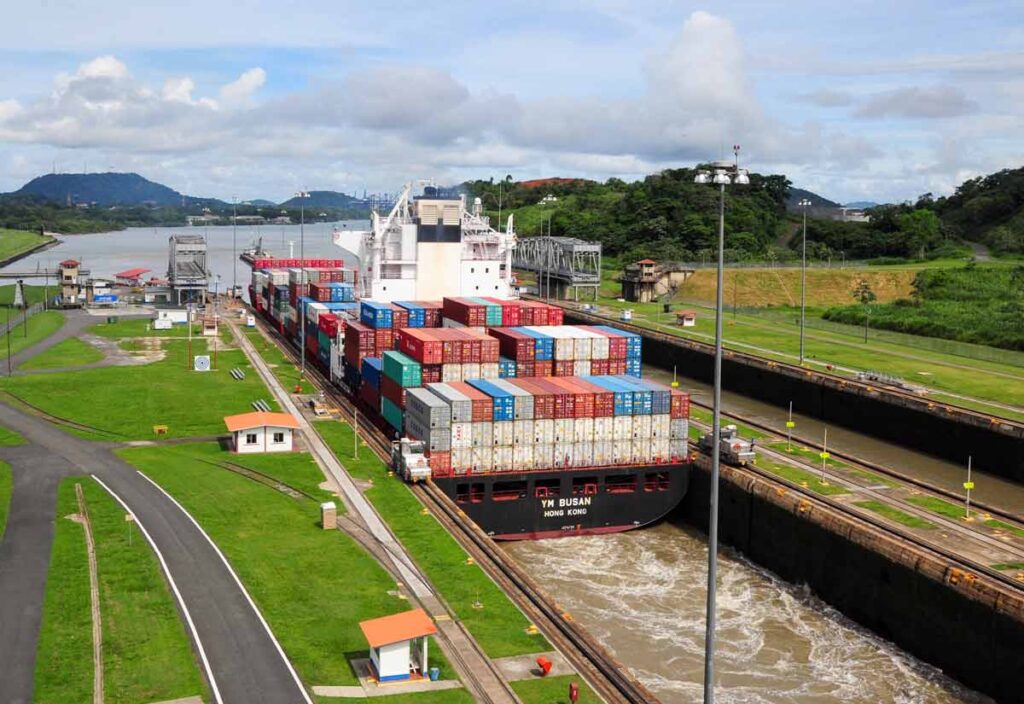 Trump / BlackRock acquire Panama Canal Assets